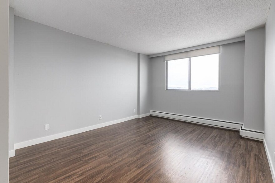 More Photos Of 2105 90 Av SW, Calgary Apartments For Lease