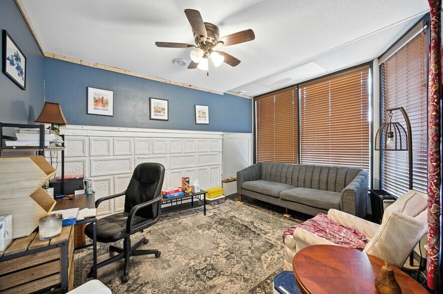 More Photos Of 12814 Lake Blvd, Lindstrom Storefront Retail Office For Lease