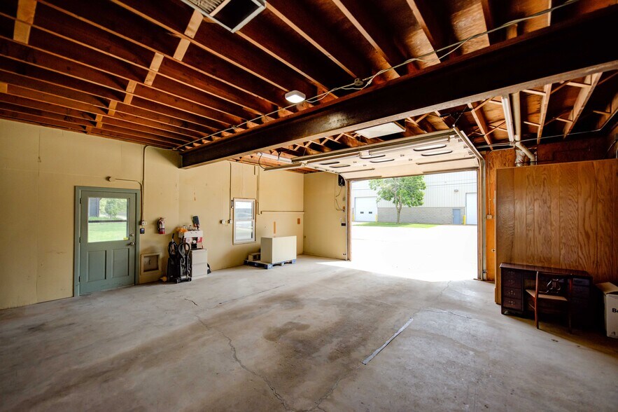 More Photos Of 229 Idaho St, Oshkosh Industrial For Sale