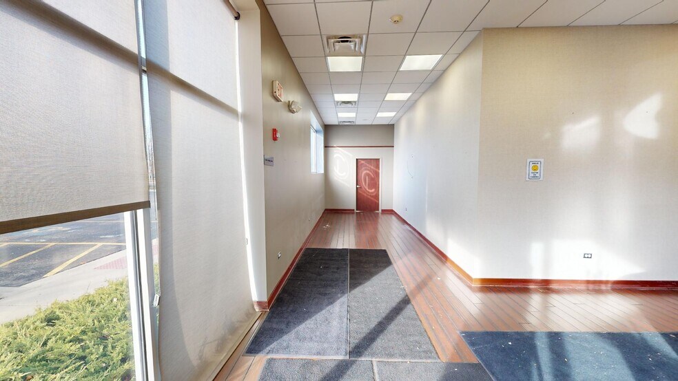 More Photos Of 1321 Tower Rd, Schaumburg Medical For Lease