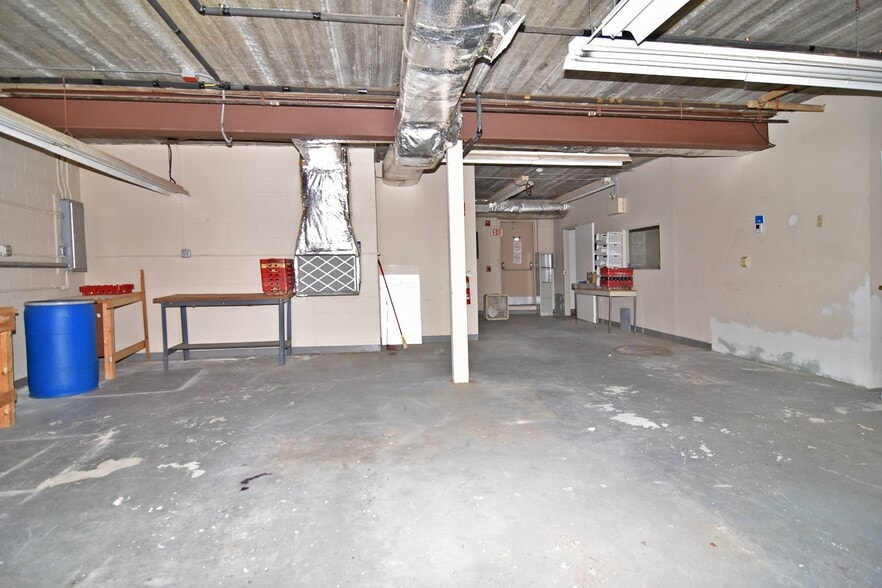 More Photos Of 862 Charles St, Providence Medical For Sale