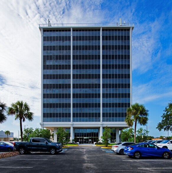 More Photos Of 410 S Ware Blvd, Tampa Loft Creative Space For Sale