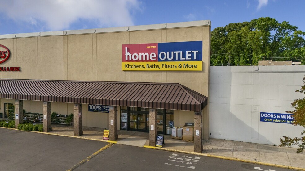 More Photos Of 1403-1493 E Franklin Blvd, Gastonia Unknown For Lease