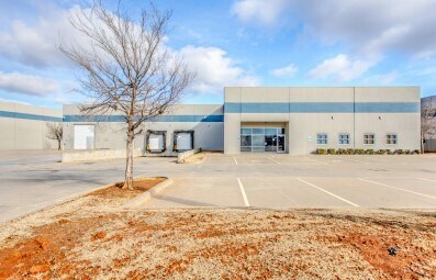 More Photos Of 3200 S Thomas Rd, Oklahoma City Warehouse For Lease