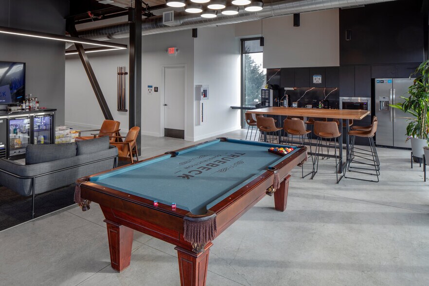 More Photos Of 3720 N Vancouver Ave, Portland Office For Lease