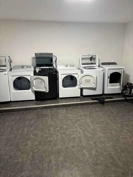 More Photos Of 12133 Henry St, Claxton Specialty For Sale