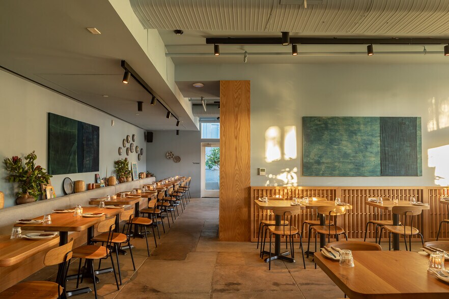 More Photos Of 1025 Abbot Kinney Blvd, Venice Storefront Retail Office For Lease