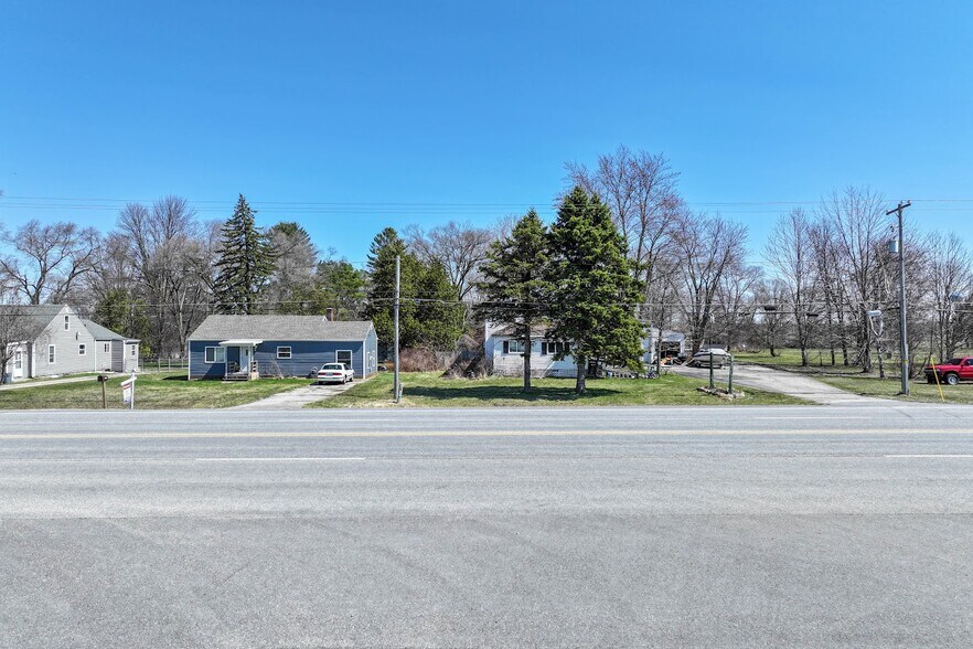 More Photos Of 12181 Dixie Hwy, Birch Run Specialty For Sale