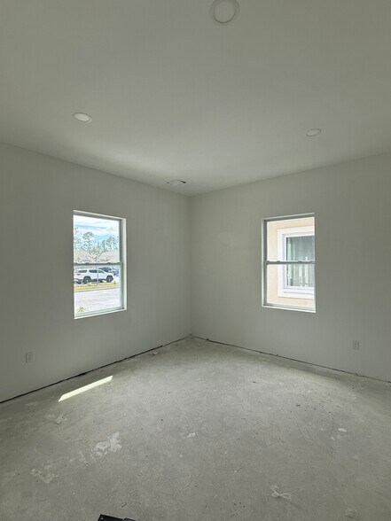 More Photos Of 23059 Tabak Ln, Land O' Lakes Office For Sale