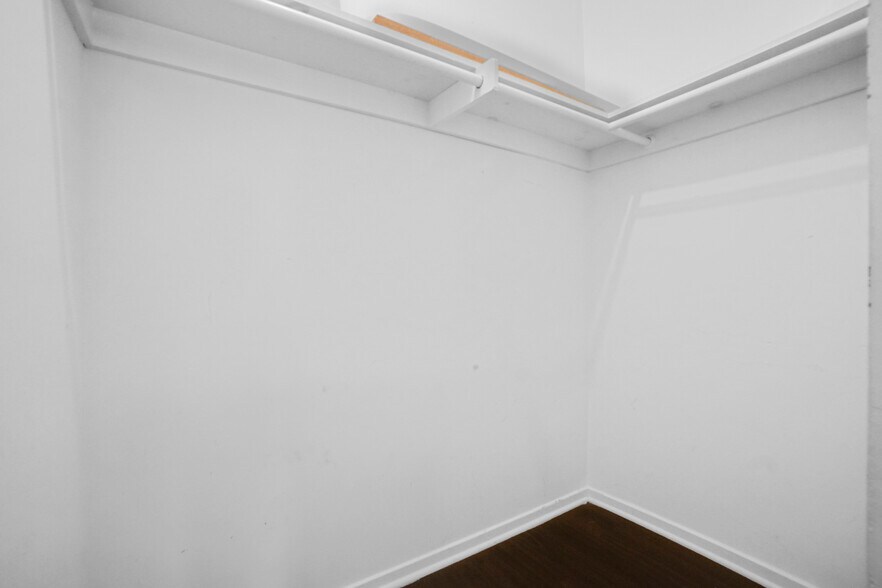 More Photos Of 11943 Kiowa Ave, Los Angeles Apartments For Sale