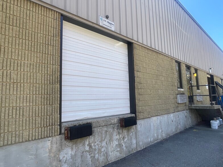 More Photos Of 70 Hawes Way, Stoughton Warehouse For Lease