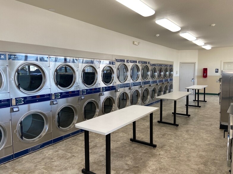 More Photos Of 1921 Virginia Ave, North Bend Freestanding For Sale