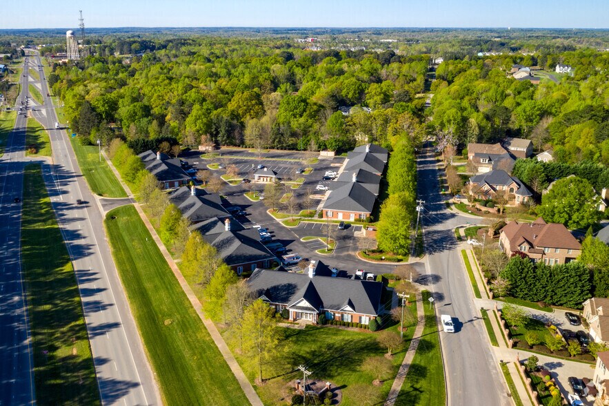 More Photos Of 17206 Lancaster Hwy, Charlotte Office For Sale