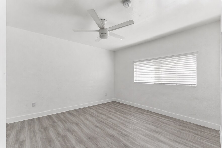 More Photos Of 829 11th St, Imperial Beach Apartments For Sale