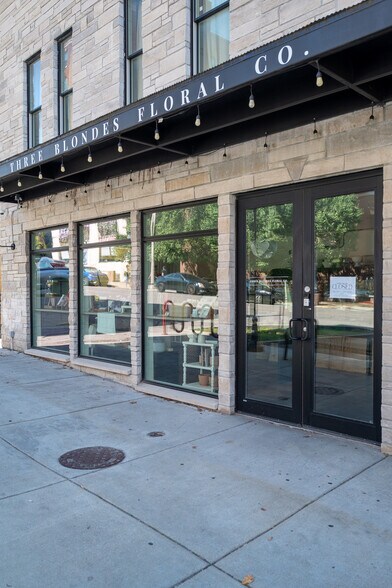 More Photos Of 217 W 6th St, Bloomington Apartments For Sale