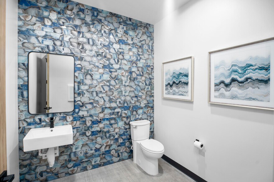 More Photos Of 2001 Tulane Dr, Lufkin Medical For Sale