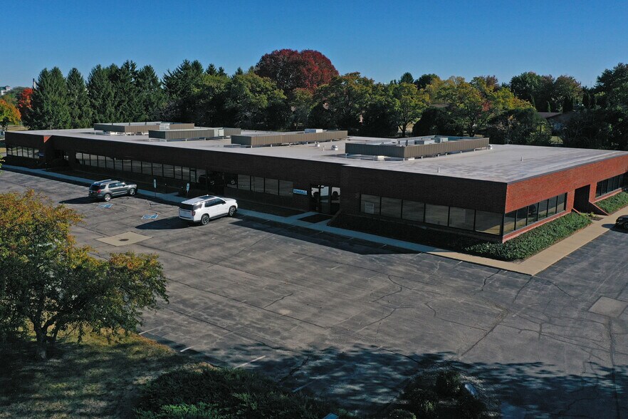 More Photos Of 2004 Fox Dr, Champaign Medical For Sale