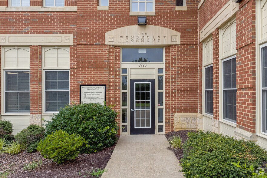 More Photos Of 3920 Plank Rd, Fredericksburg Office Residential For Sale