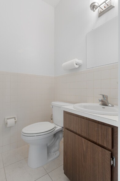 More Photos Of 9030 W Fort Island Trl, Crystal River Medical For Sale