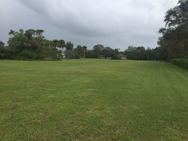 More Photos Of 4291 SW 5th Pl, Vero Beach Land For Sale