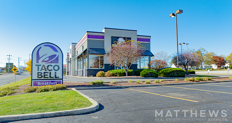 Primary Photo Of 2780 Belvidere Rd, Waukegan Fast Food For Sale