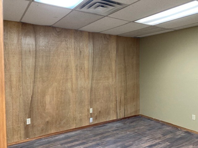 More Photos Of 2463 N Walgreens St, Flagstaff Warehouse For Lease