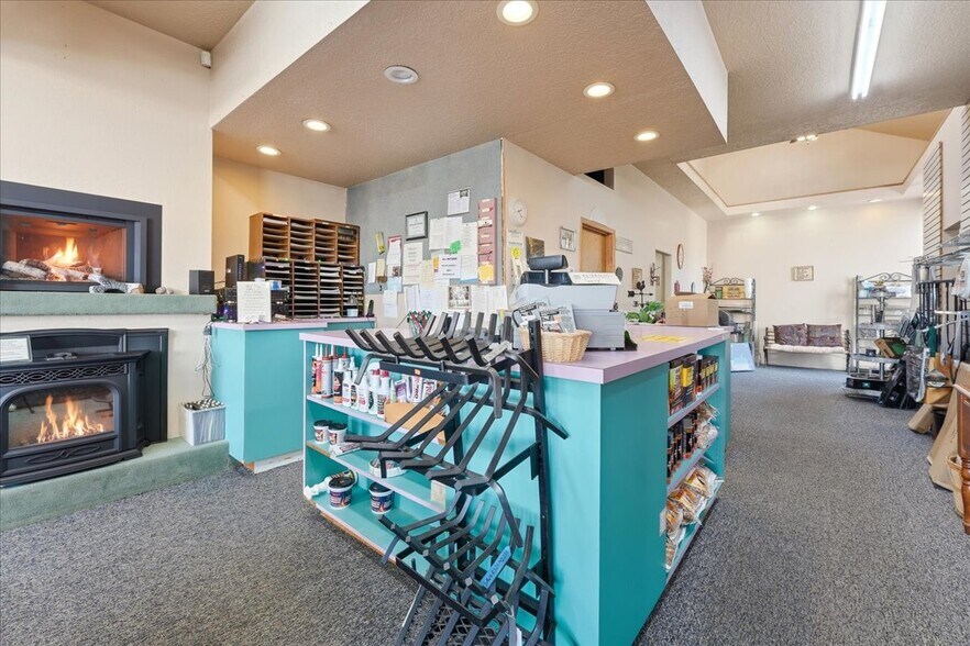 More Photos Of 222 W B St, Rainier General Retail For Sale