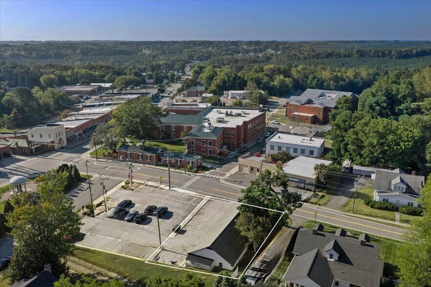 More Photos Of 57 Mountain Rd, Halifax Office For Sale