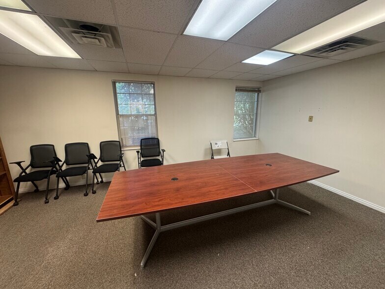 More Photos Of 2046 E Murray Holladay Rd, Salt Lake City Medical For Lease