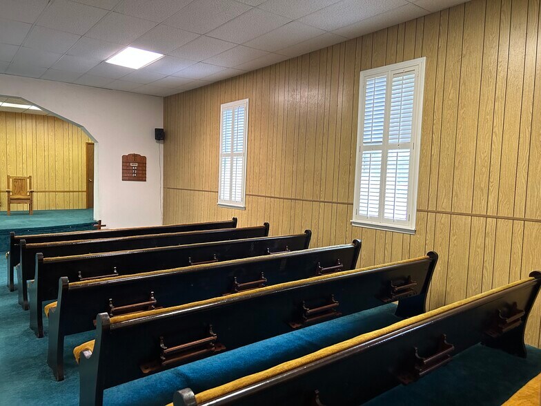 More Photos Of 500 Old Linville Rd, Marion Religious Facility For Sale