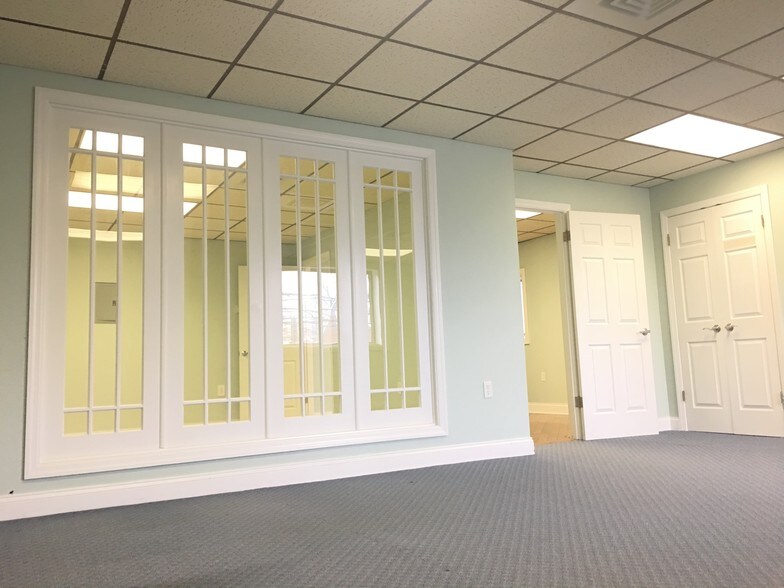 More Photos Of 3578 Brodhead Rd, Monaca Unknown For Lease