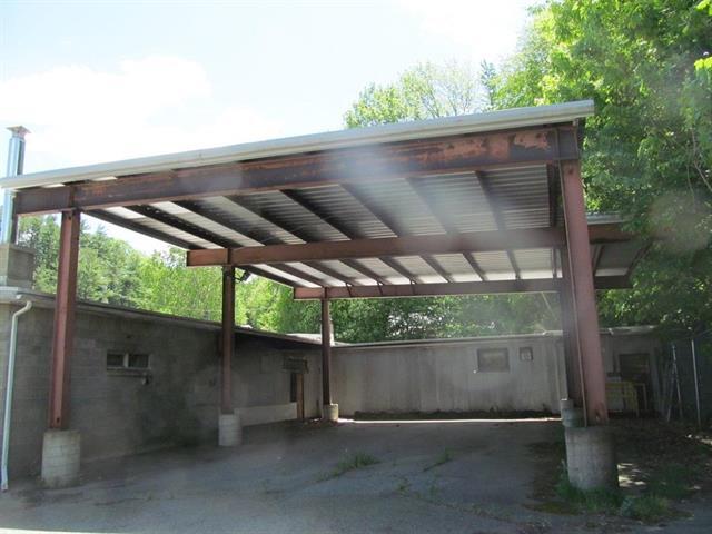 More Photos Of 50 Woodstock Rd, White River Junction Auto Repair For Sale