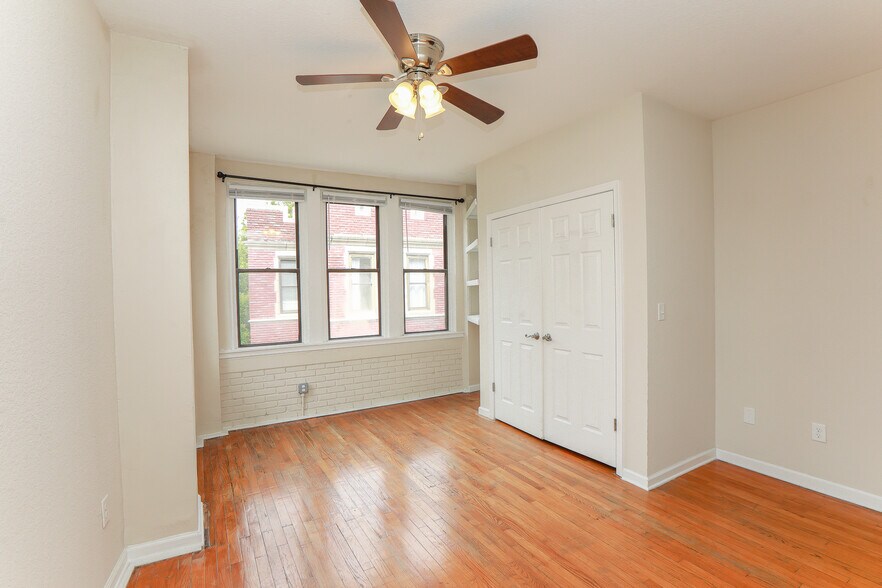 More Photos Of 1000 Gates Ave, Norfolk Apartments For Sale