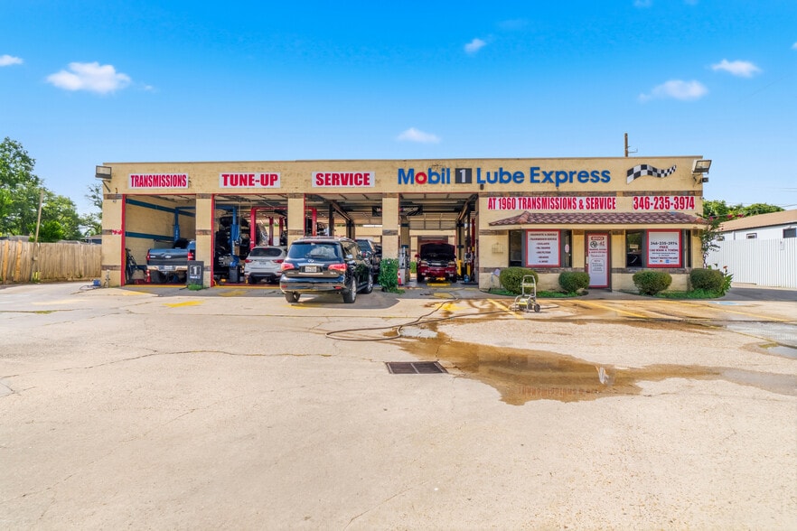 More Photos Of 3211 Fm-1960 Rd, Houston Carwash For Sale