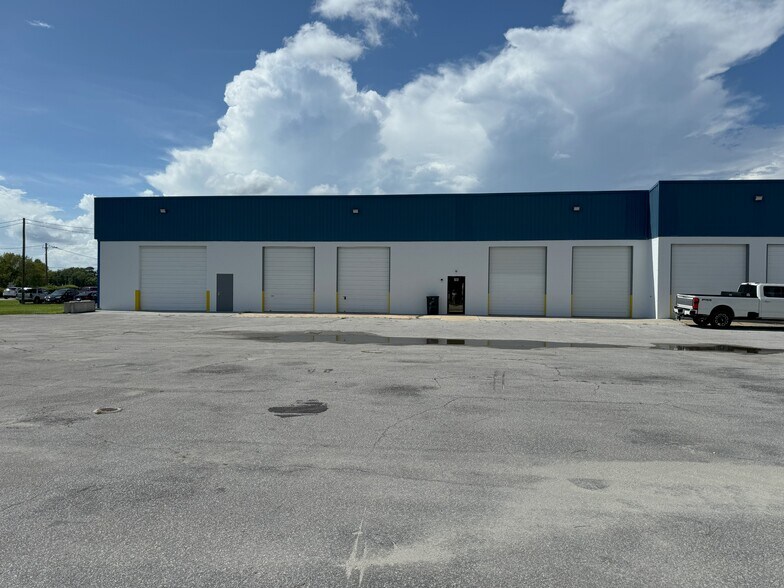 More Photos Of 115 Broadhurst Rd, Jacksonville Warehouse For Lease
