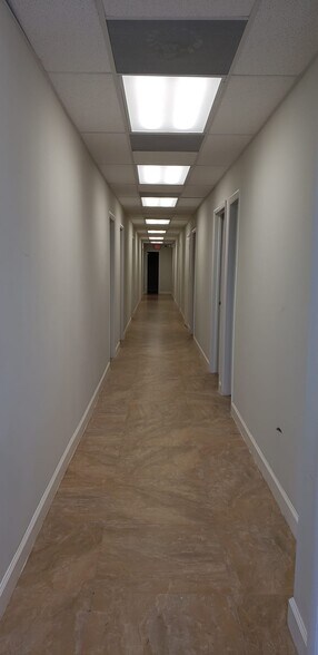 More Photos Of 3035 E Commercial Blvd, Fort Lauderdale Medical For Sale