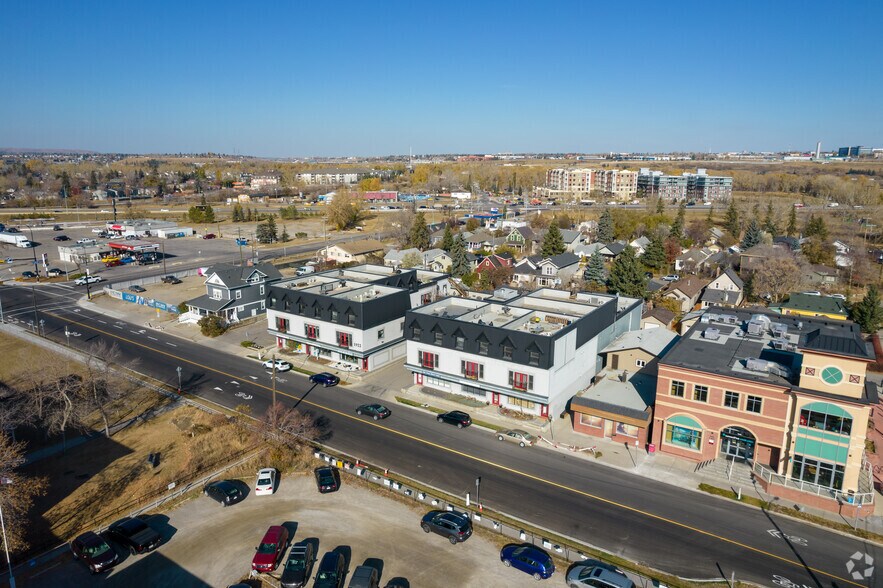 More Photos Of 1922 9th Ave SE, Calgary Storefront Retail Residential For Sale