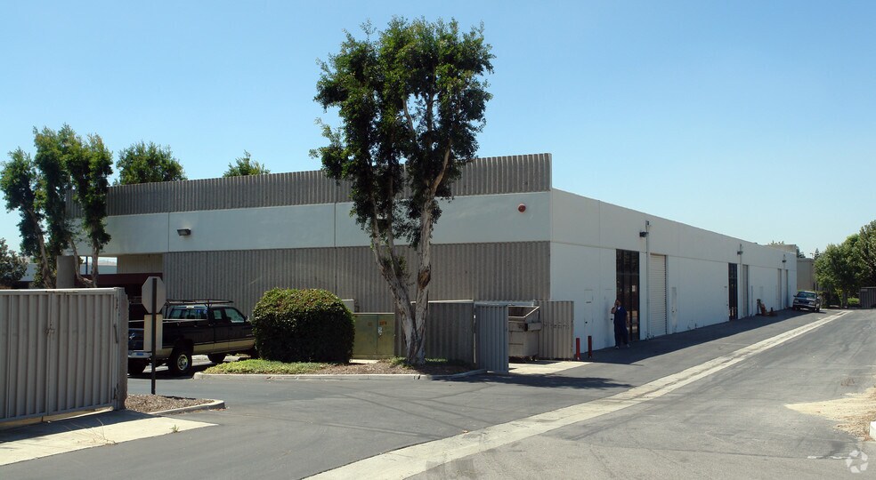 More Photos Of 1701-1755 Orange Tree Ln, Redlands Office For Lease