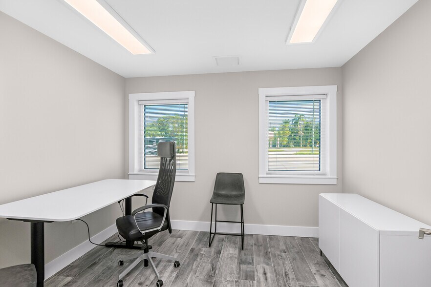 More Photos Of 3010 Tamiami Trl E, Naples Office For Sale