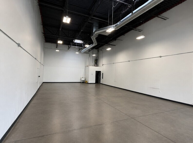 More Photos Of 230 Cutler Dr, North Salt Lake Warehouse For Lease