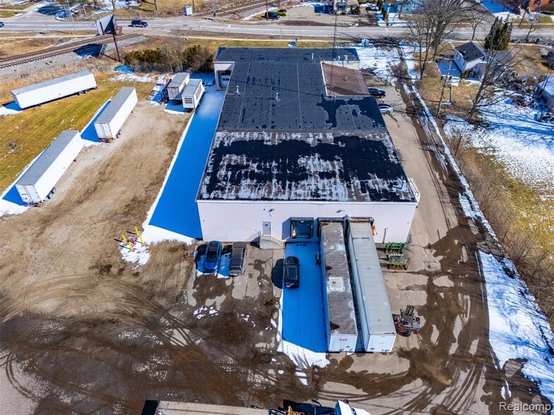 More Photos Of 415 N Lafayette St, South Lyon Warehouse For Sale