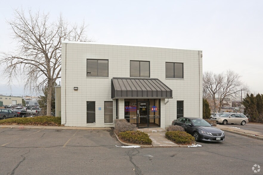 More Photos Of 1795 W Yale Ave, Englewood Warehouse For Lease