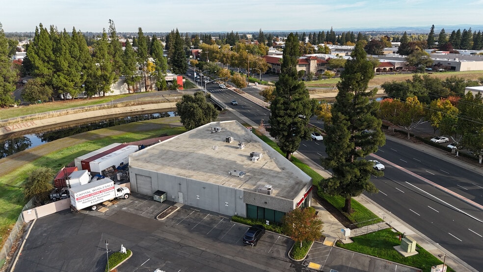 More Photos Of 2990 Sunrise Blvd, Rancho Cordova Industrial For Lease