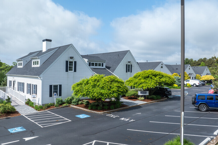 Primary Photo Of 30-32 Resnik Rd, Plymouth Medical For Lease