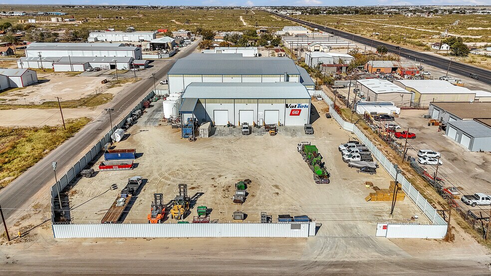 More Photos Of 2010/2015 44th St, Odessa Industrial For Sale