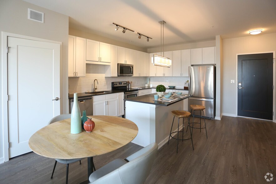 More Photos Of 25-45 N Central Ave, Clayton Apartments For Lease