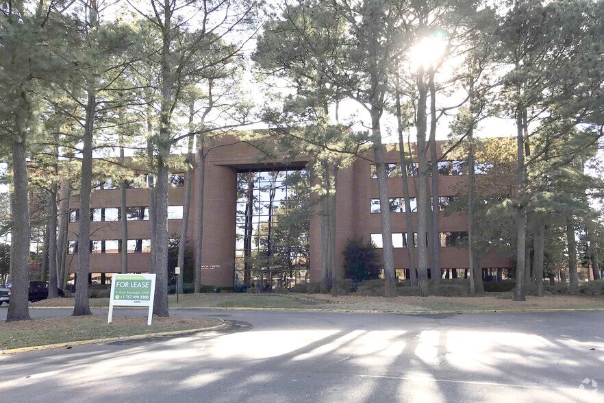 More Photos Of 192 ballard Ct, Virginia Beach Office For Lease