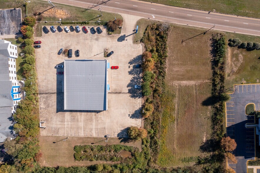 More Photos Of 5719 I-55 S Frontage Rd, Jackson Auto Dealership For Sale