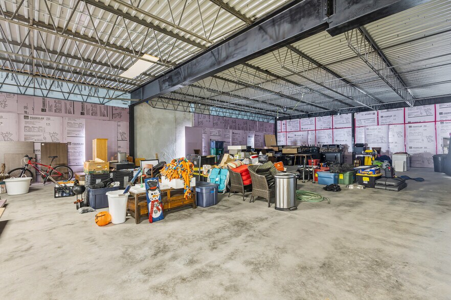 More Photos Of 2104 International Ln, Madison Light Distribution For Sale