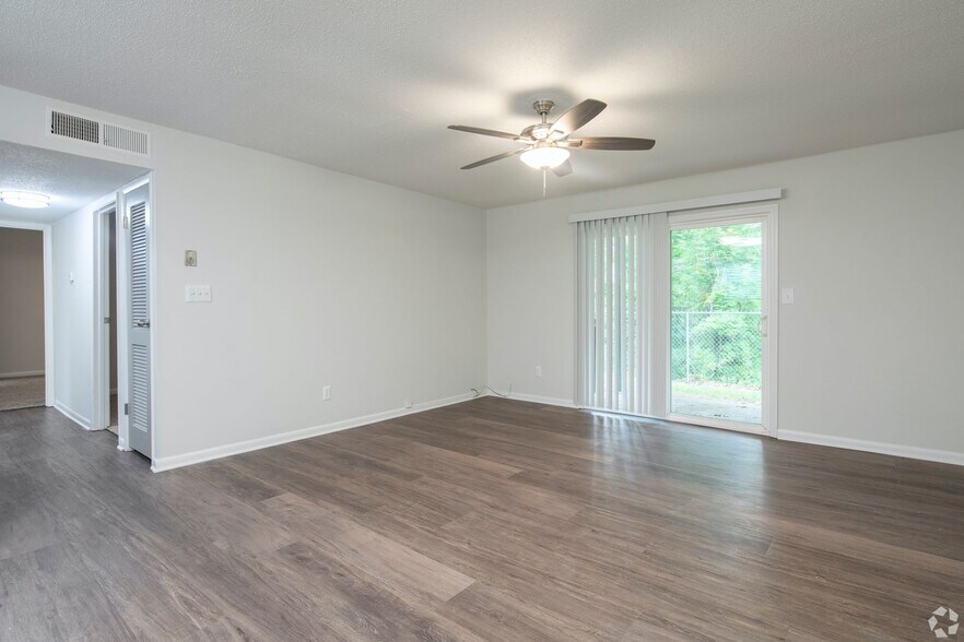 More Photos Of 403 3rd St NE, Alabaster Apartments For Sale